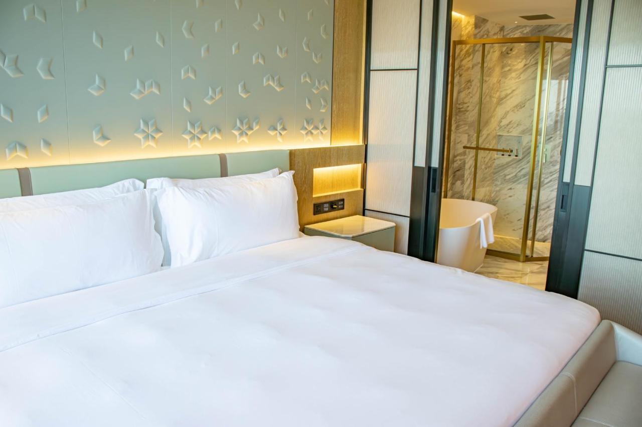 Yoho Treasure Island Hotel Макао Екстер'єр фото