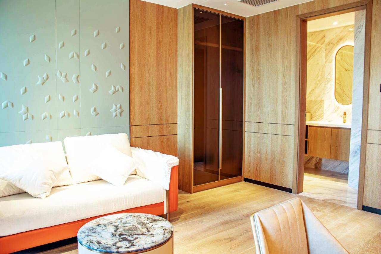 Yoho Treasure Island Hotel Макао Екстер'єр фото