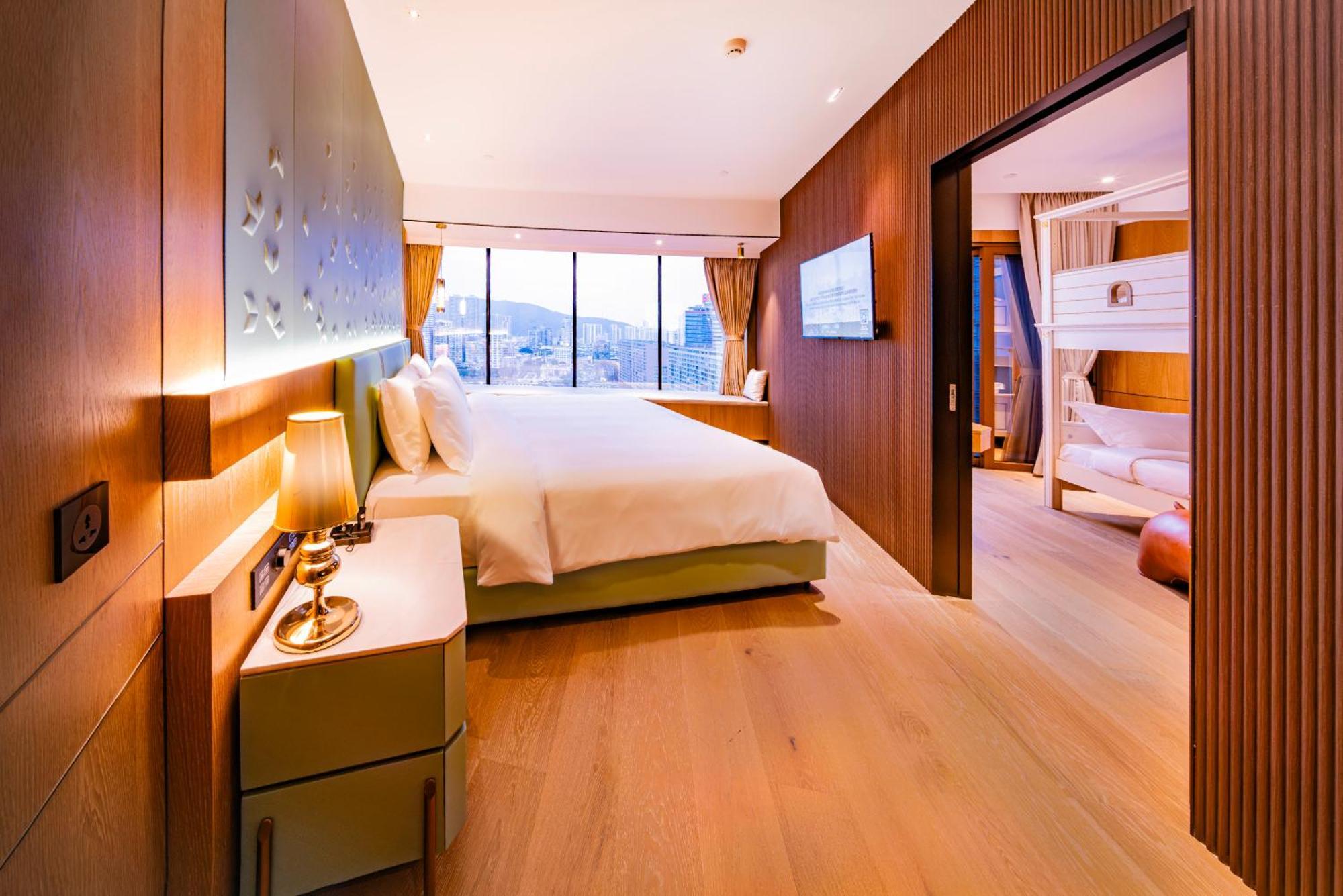 Yoho Treasure Island Hotel Макао Екстер'єр фото